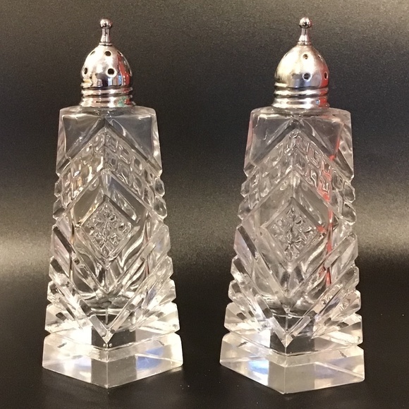 Vintage Clear Cut Glass Salt & Pepper Shakers Set 4 3/4” Tall - Picture 15 of 15